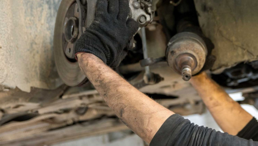Symptoms of an Unbalanced Driveshaft