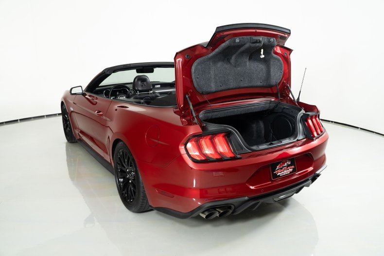 how much horsepower does a 5.0 mustang have