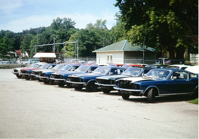 where are ford mustangs made