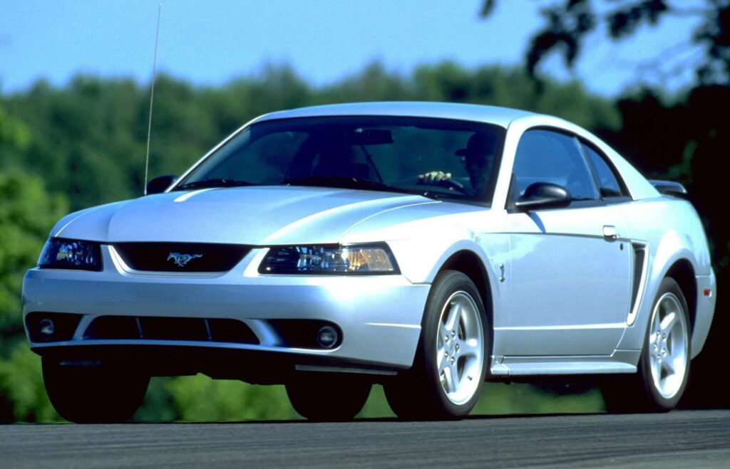 2001 ford mustang cobra specs