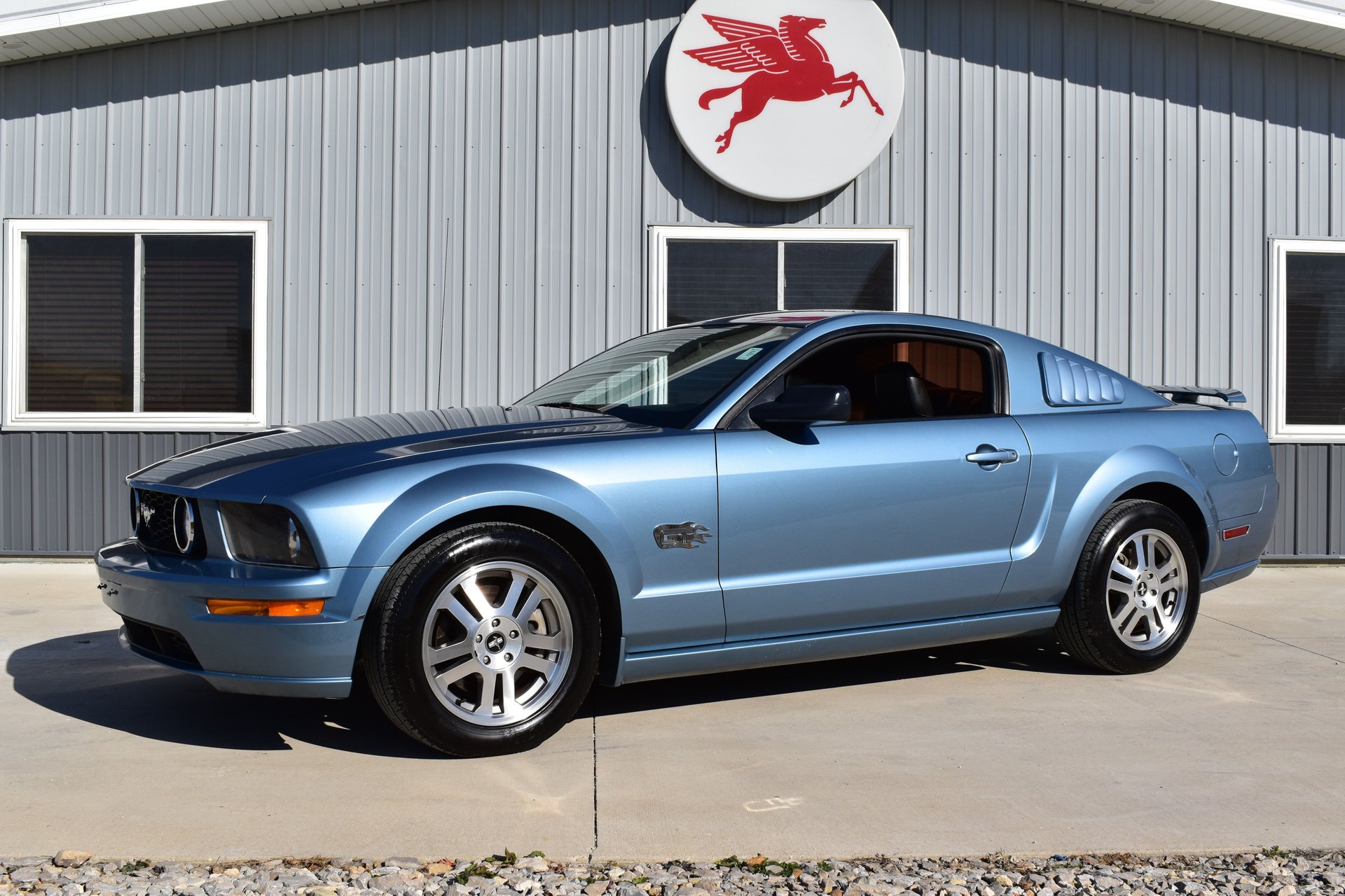 2006 Ford Mustang GT Specifications