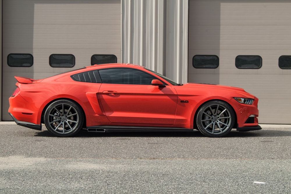 weight of 2017 mustang gt