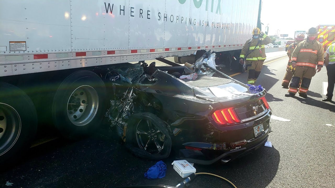 why do mustangs crash so much