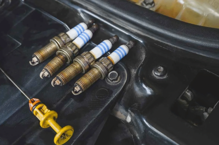 symptoms of loose spark plugs